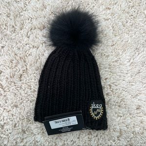 NWT Skea Hat